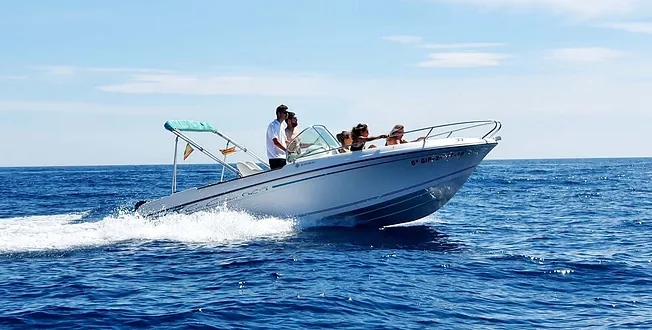 Rent Boats CBE cap camarat 625