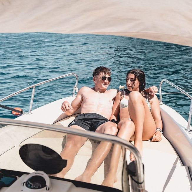 Rent Boats CBE saver 520