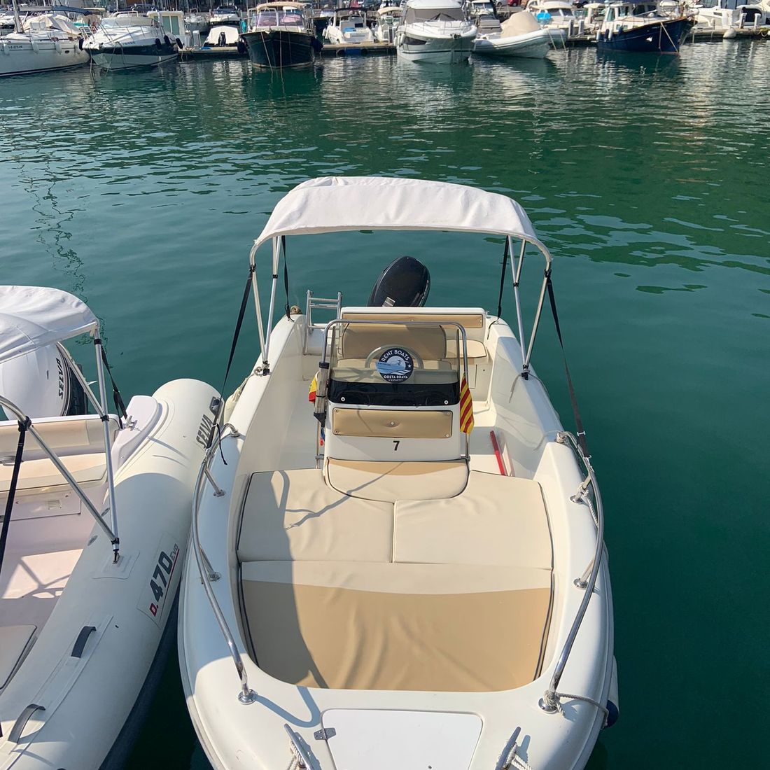 Rent Boats CBE saver 520